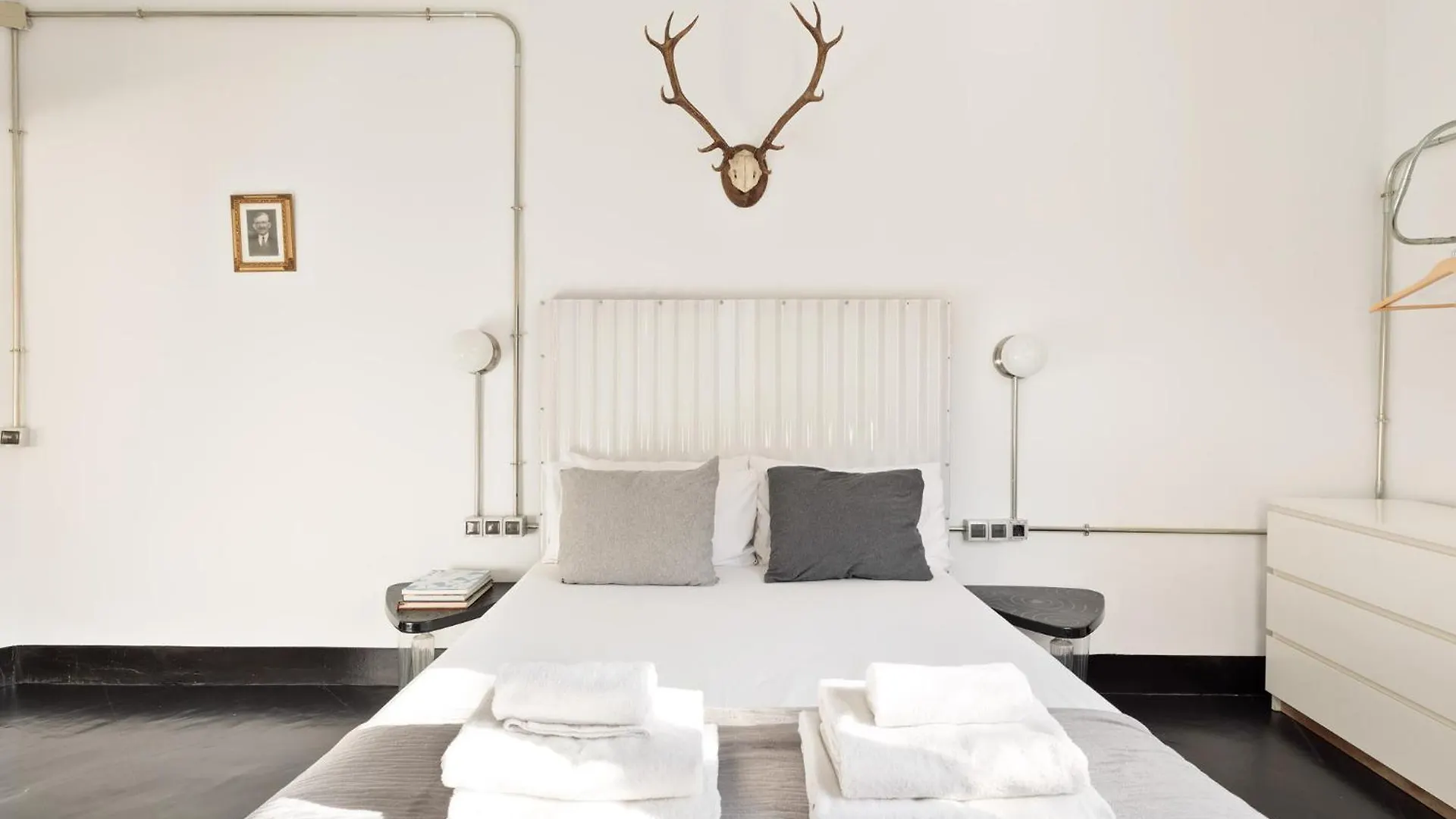 Eulalias Lodges Barcelona 0*,