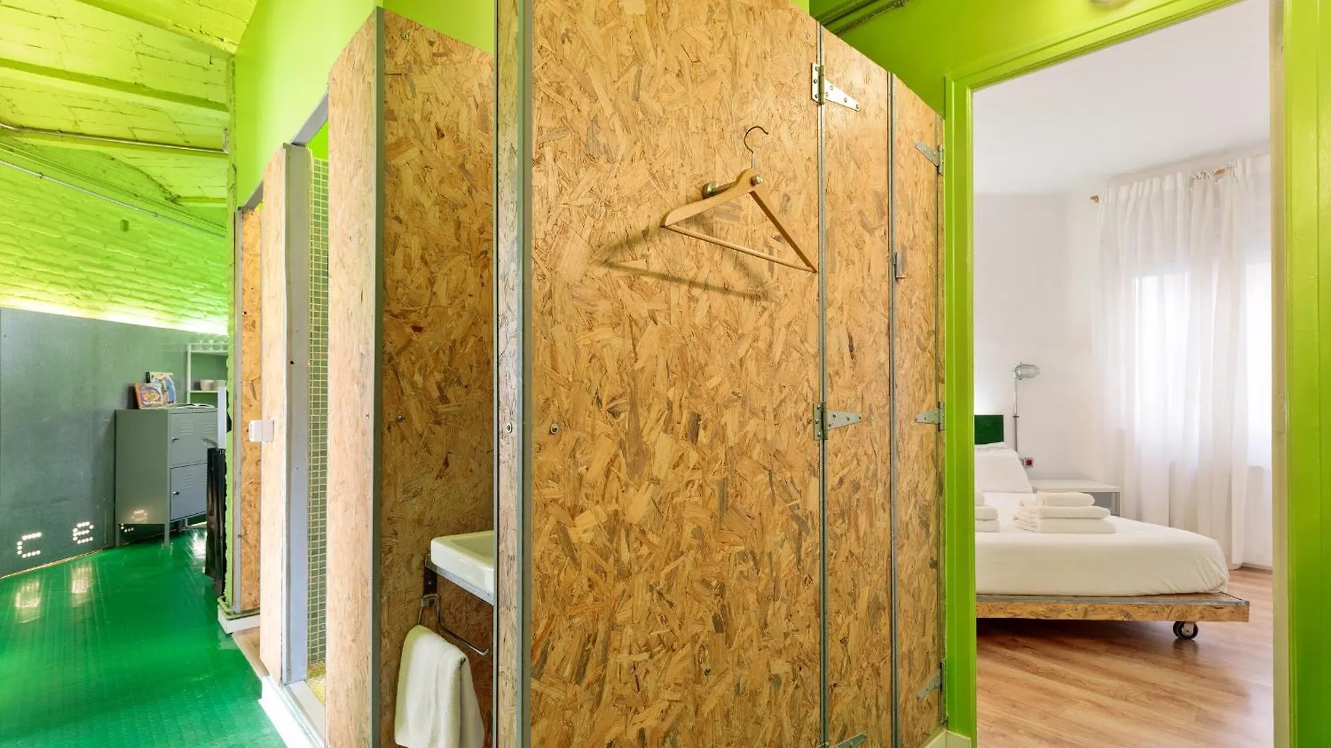 Eulalias Lodges Barcelona
